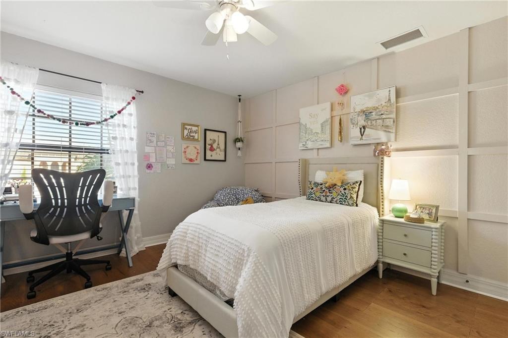 TROPICAL COVE - Residential