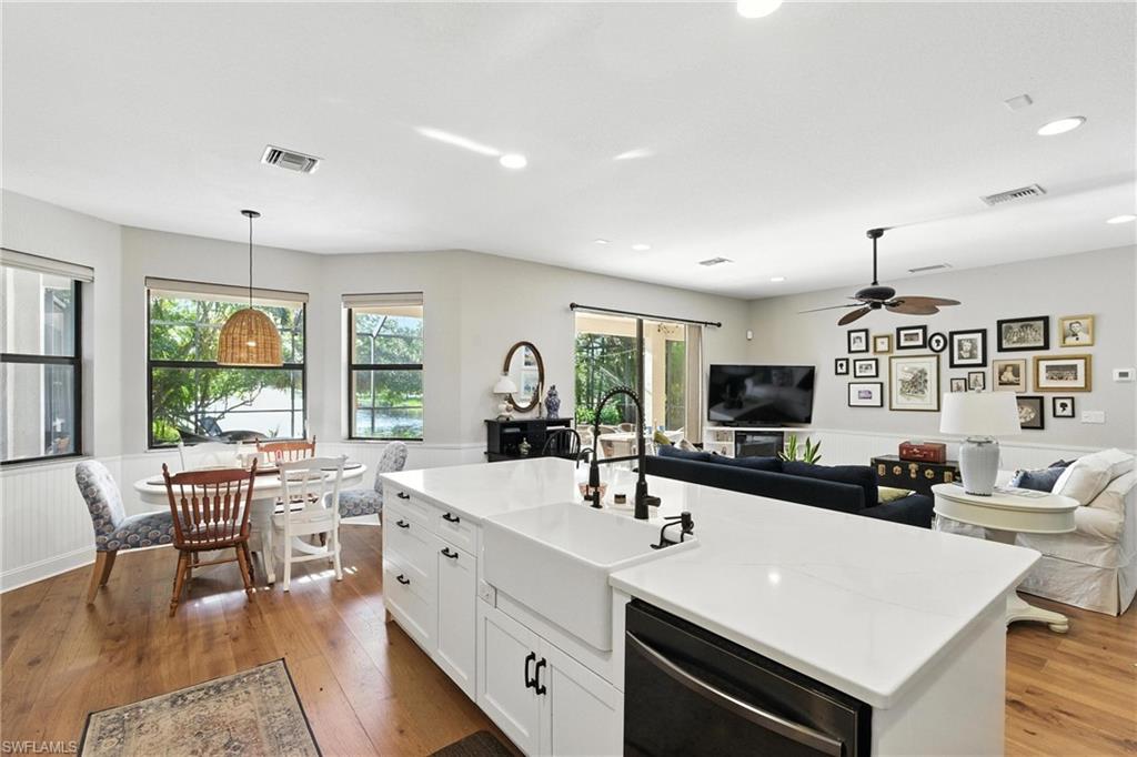 TROPICAL COVE - Residential