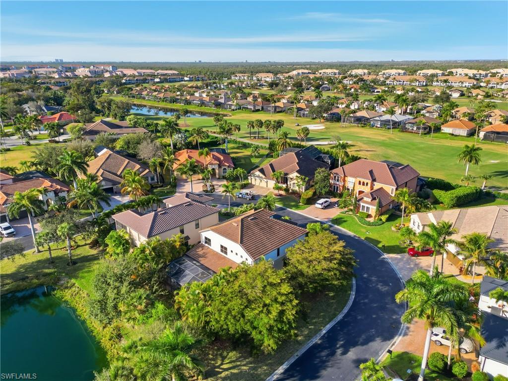 TROPICAL COVE - Residential