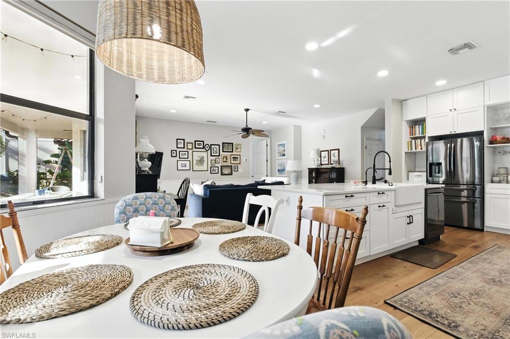 TROPICAL COVE - Residential