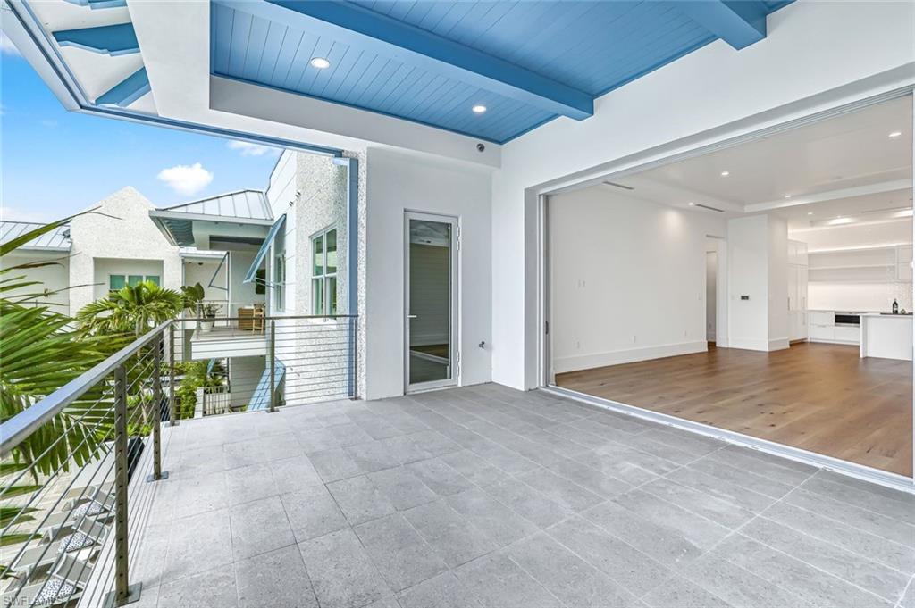 OLDE NAPLES - Residential