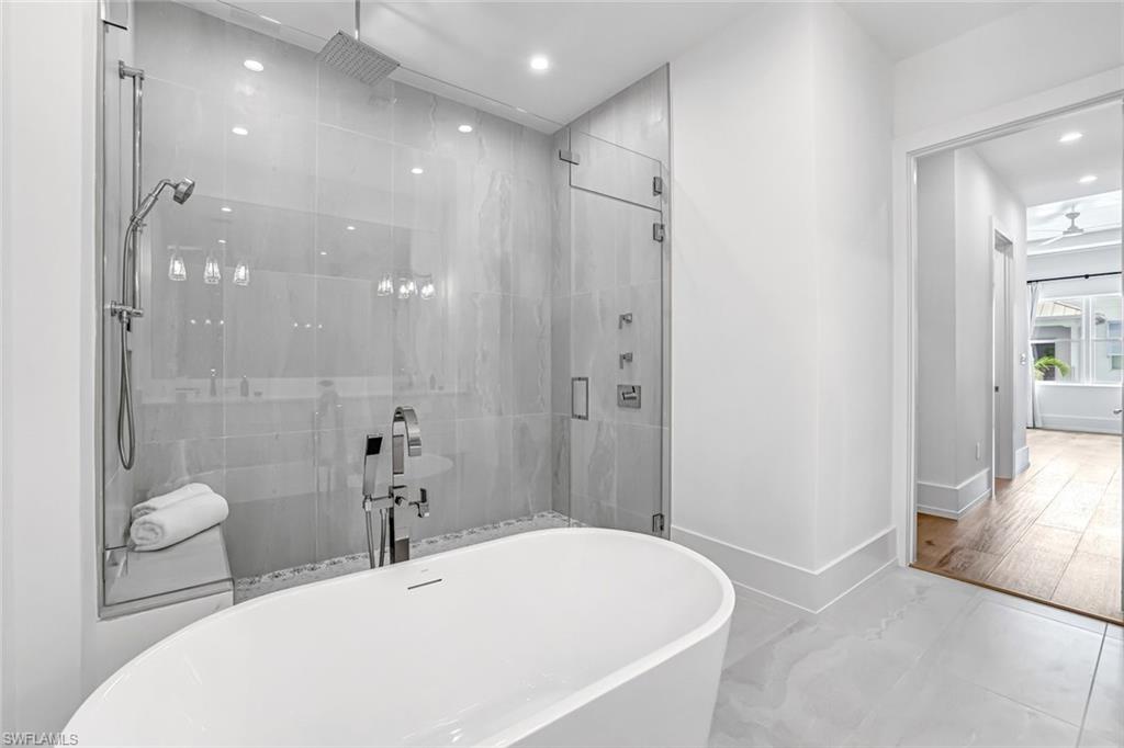 OLDE NAPLES - Residential