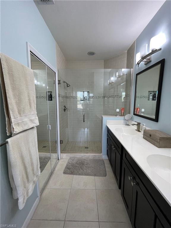 SUNSET STREAM - Residential