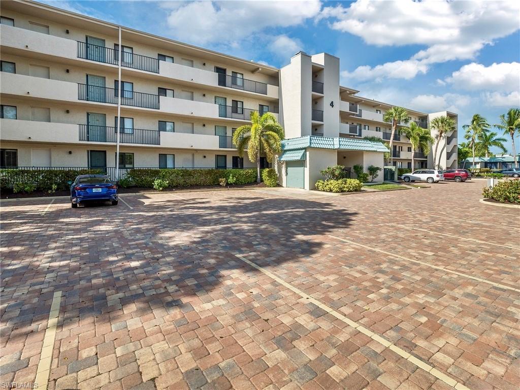 LOGGERHEAD CAY CONDO - Residential