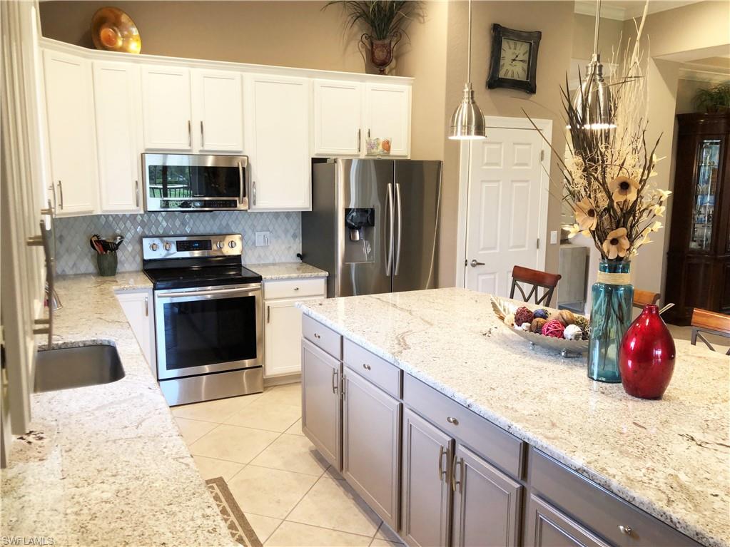 JULIANA VILLAGE - Residential