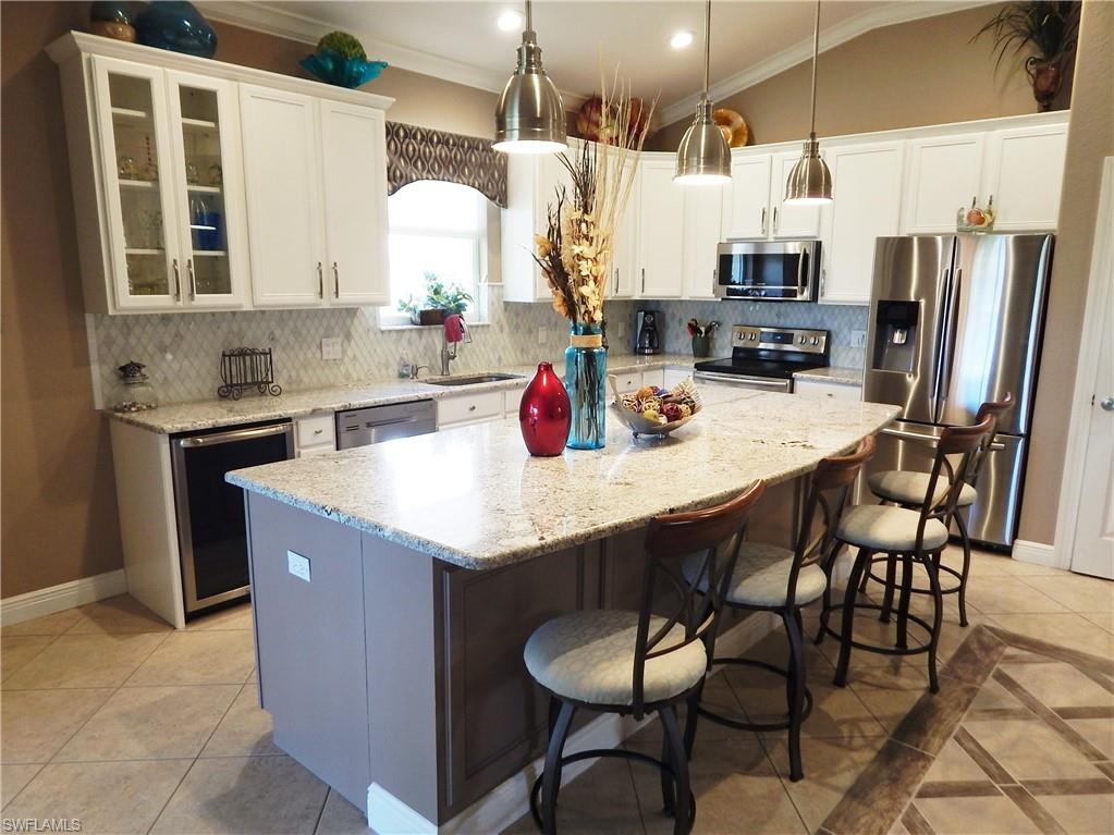 JULIANA VILLAGE - Residential