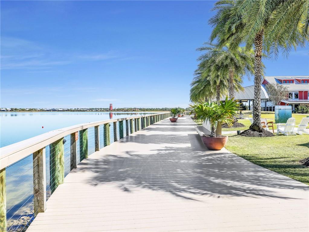 NORTHRIDGE - Residential