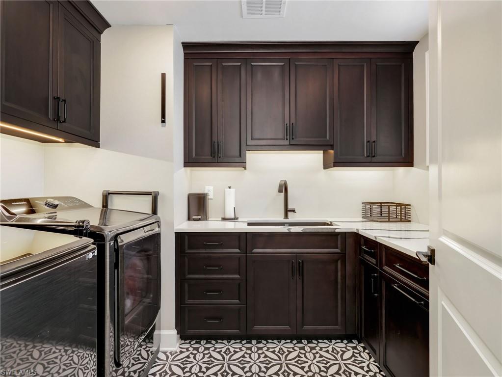 NORTHRIDGE - Residential