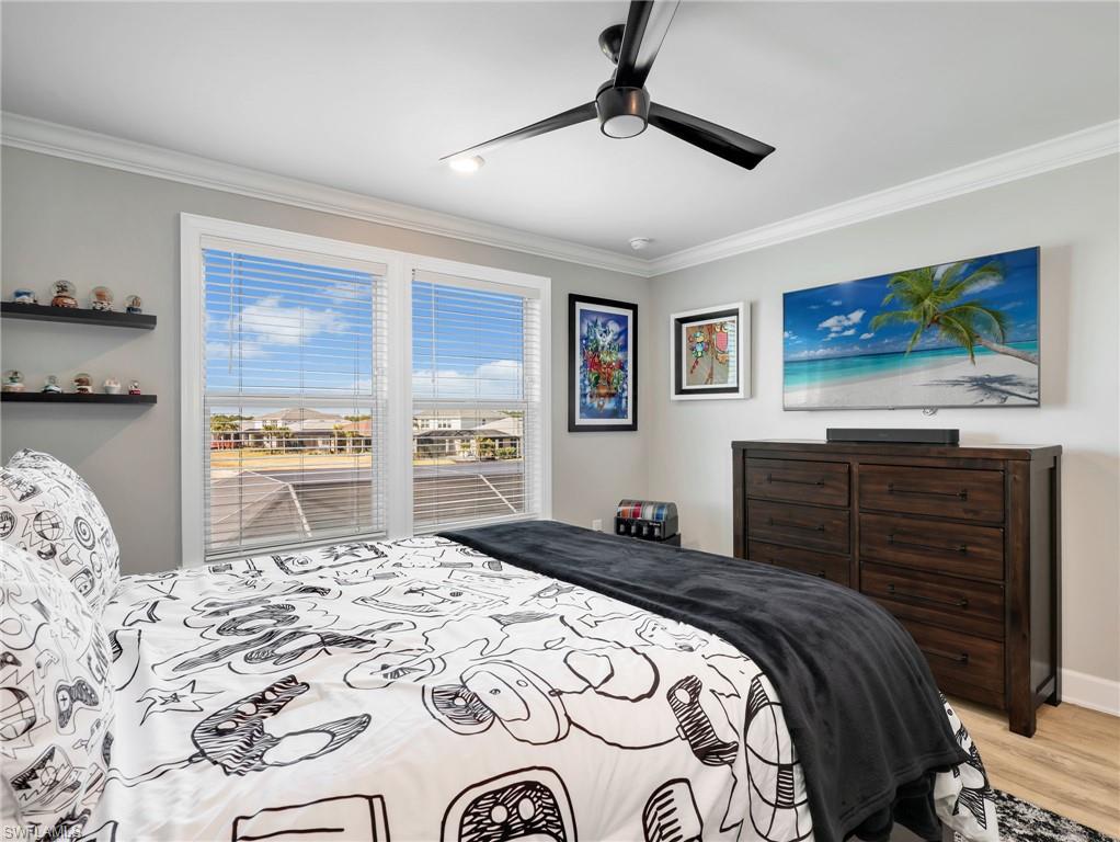 NORTHRIDGE - Residential