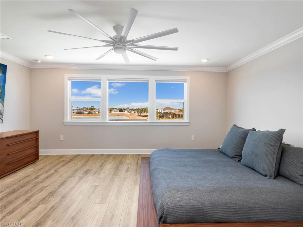 NORTHRIDGE - Residential