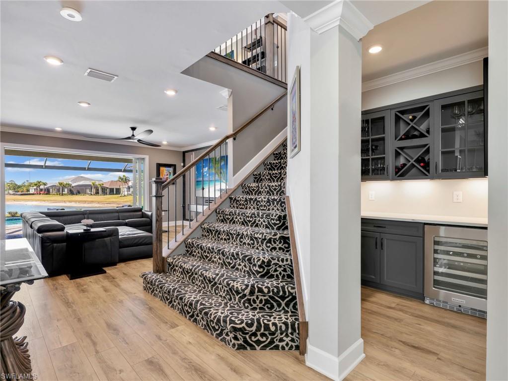 NORTHRIDGE - Residential