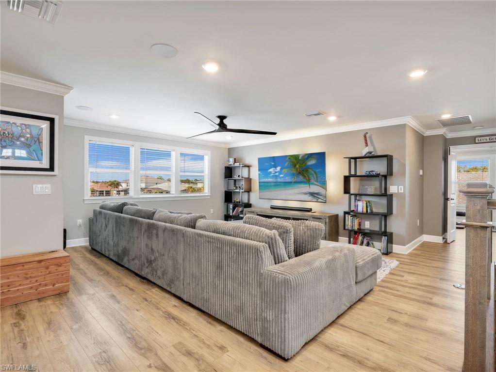 NORTHRIDGE - Residential