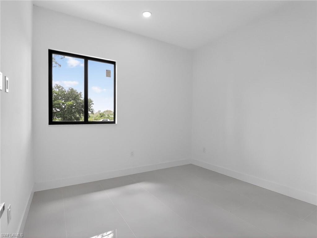 TWELFTH STREET PARK - Residential