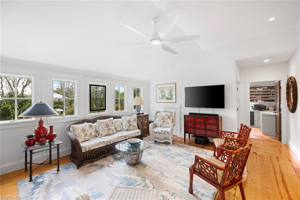 OLDE NAPLES - Residential