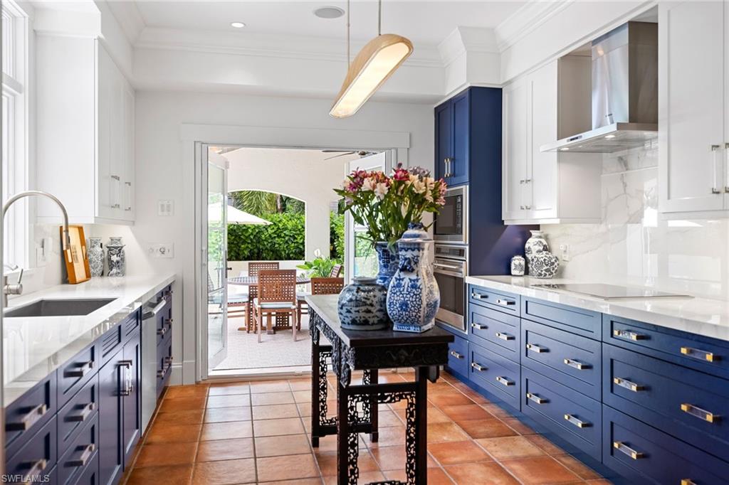 OLDE NAPLES - Residential