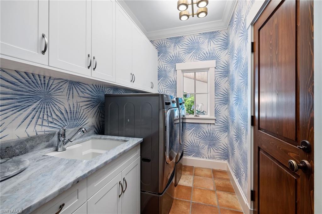 OLDE NAPLES - Residential