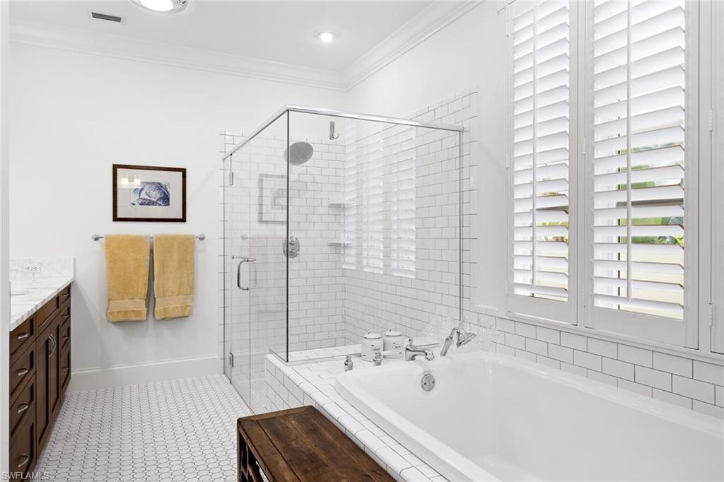 OLDE NAPLES - Residential