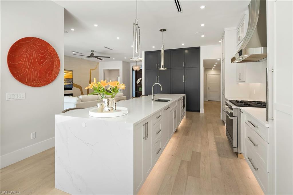 OYSTER BAY - Residential