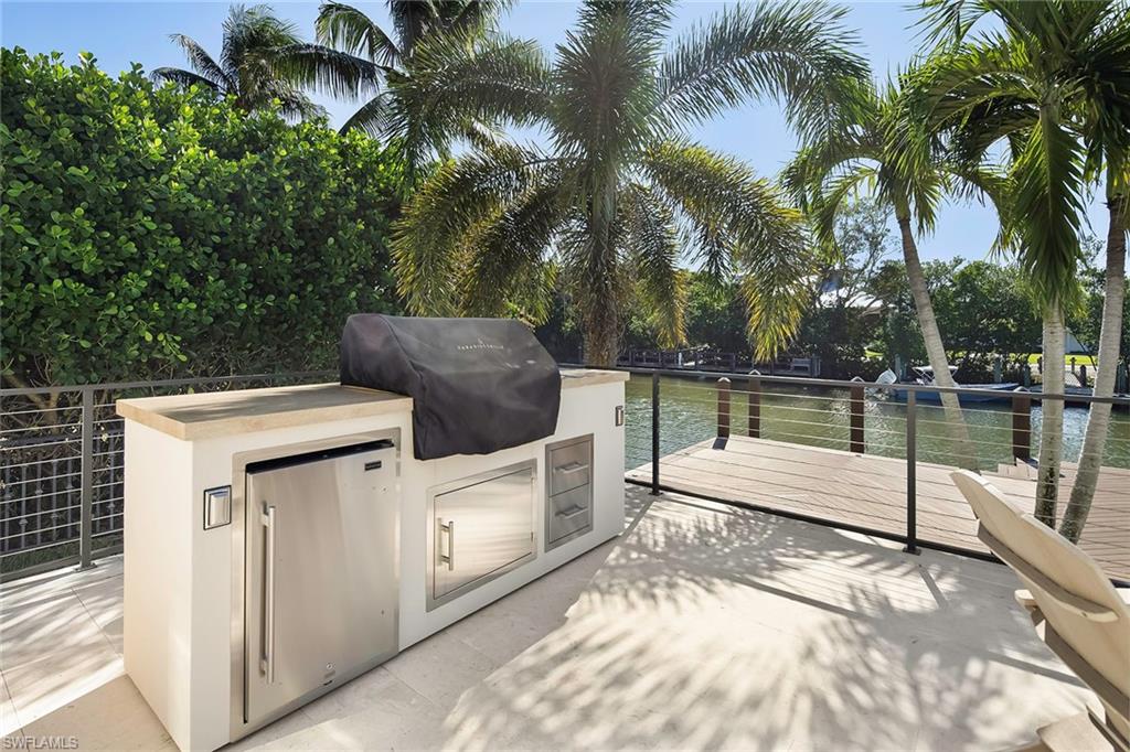 OYSTER BAY - Residential