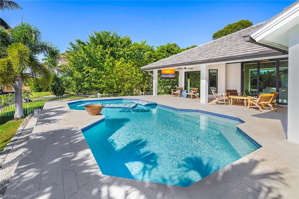 OYSTER BAY - Residential