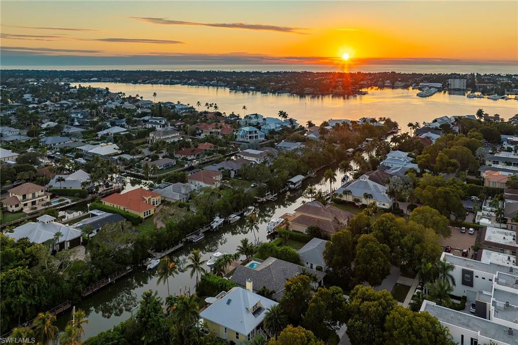 OYSTER BAY - Residential