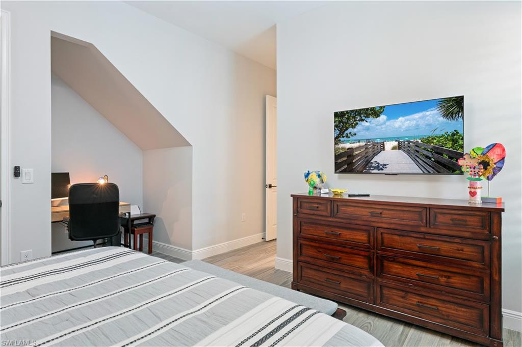 COMPASS LANDING - Residential