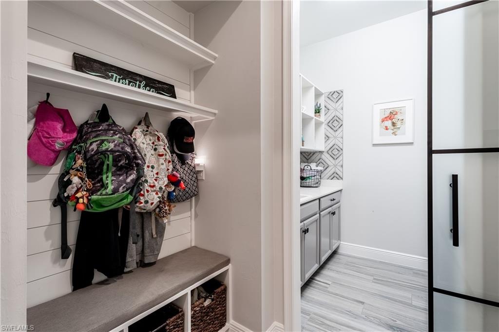 COMPASS LANDING - Residential