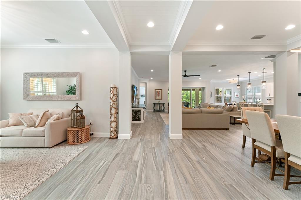 COMPASS LANDING - Residential