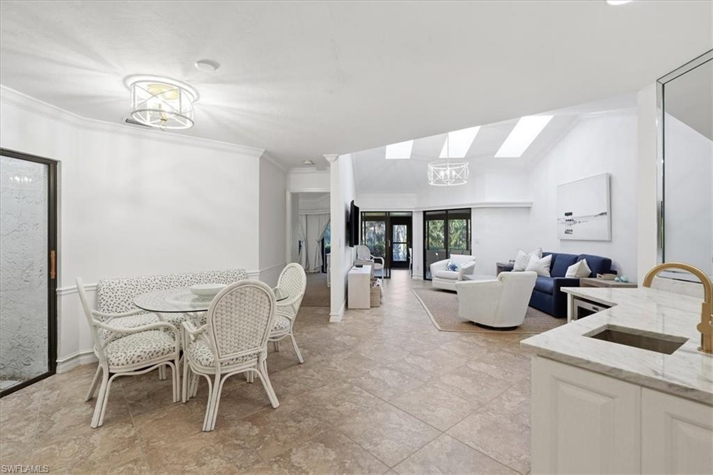 91 Cypress View DR C77