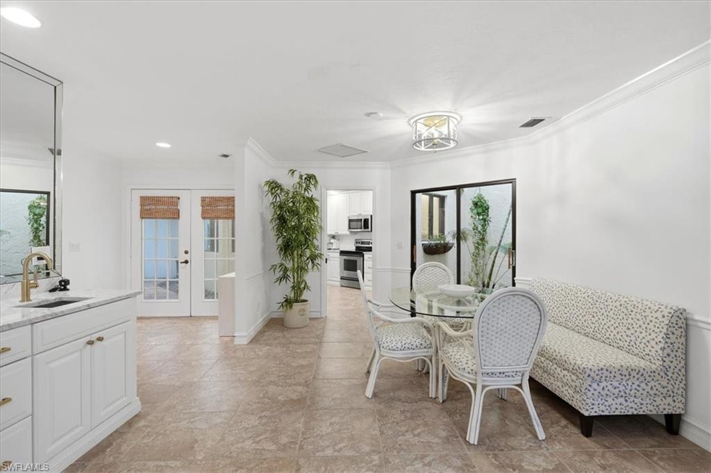 91 Cypress View DR C77
