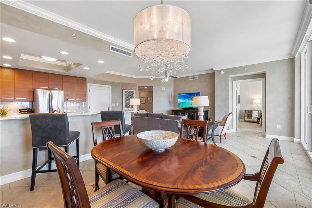 4761 West Bay BLVD 205