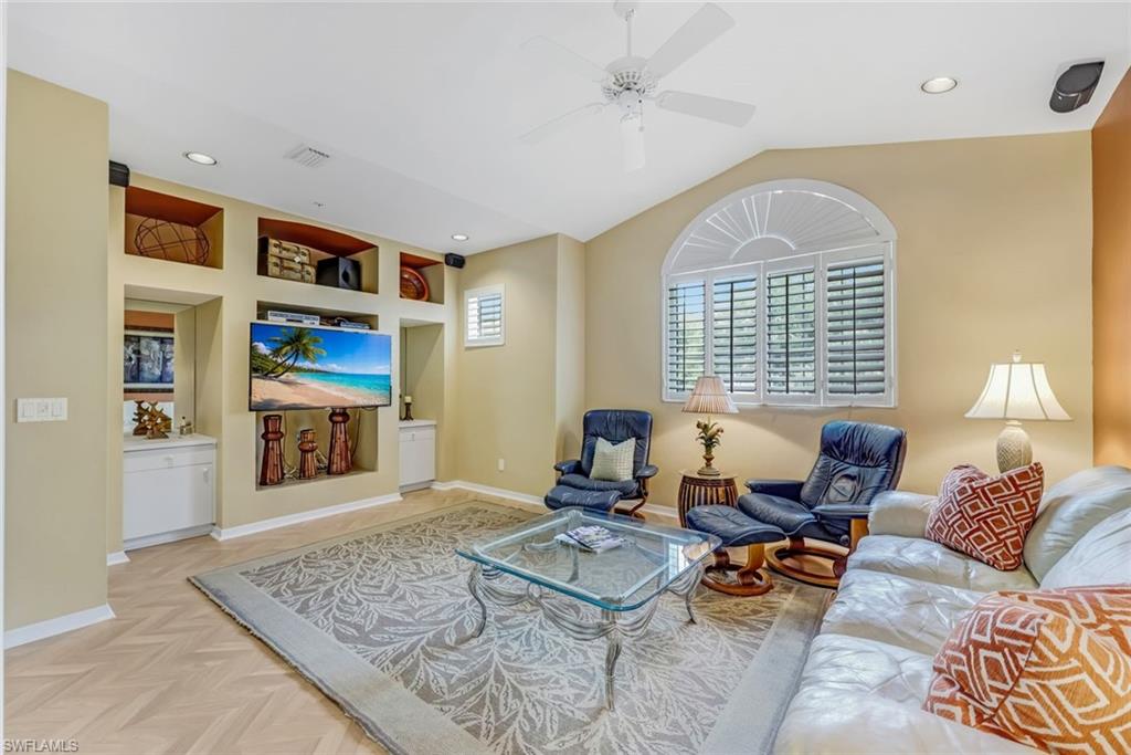 CREEKSIDE CROSSING - Residential