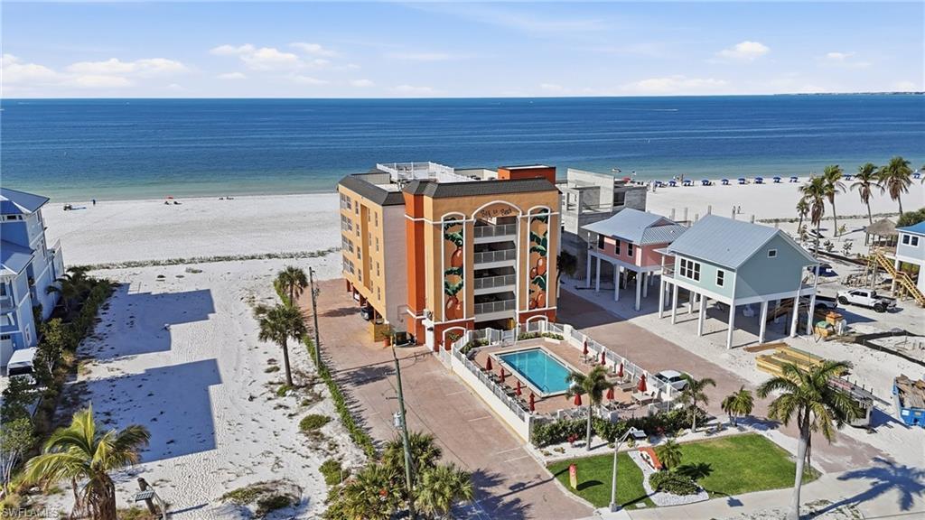 BAY TO BEACH - Residential