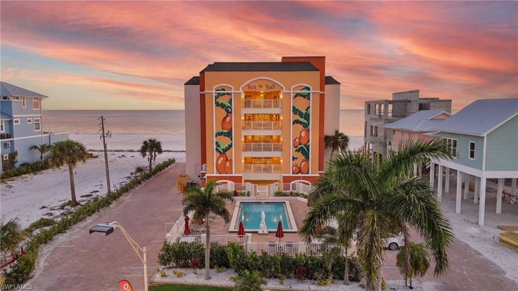 BAY TO BEACH - Residential