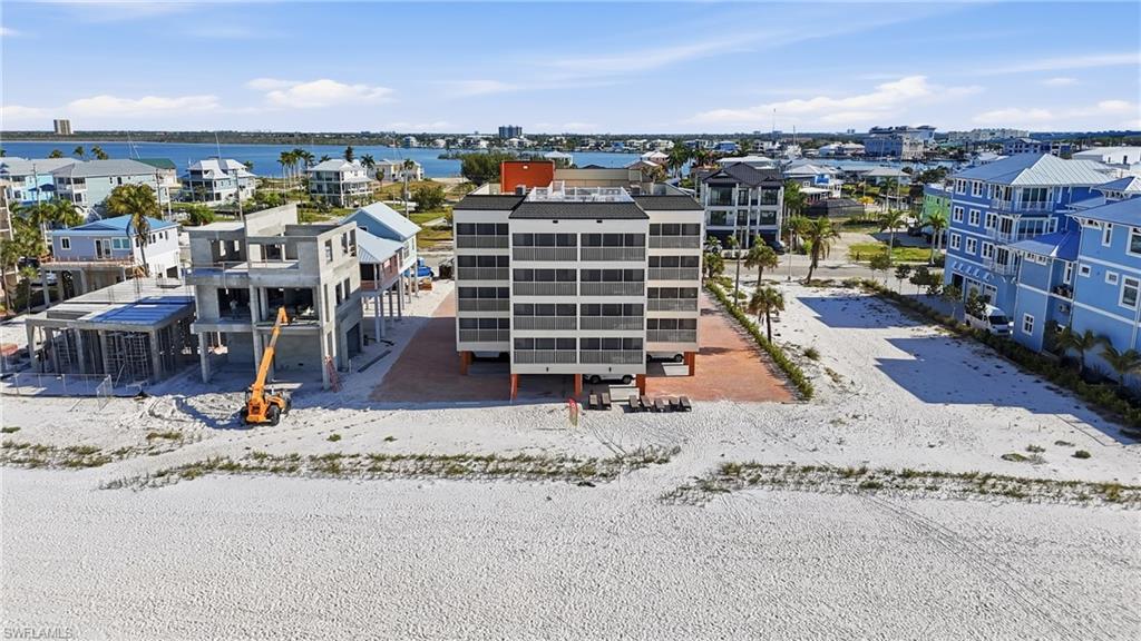 BAY TO BEACH - Residential