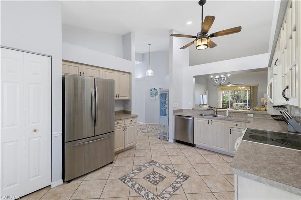 VILLAS AT GREENWOOD LAKE - Residential Lease