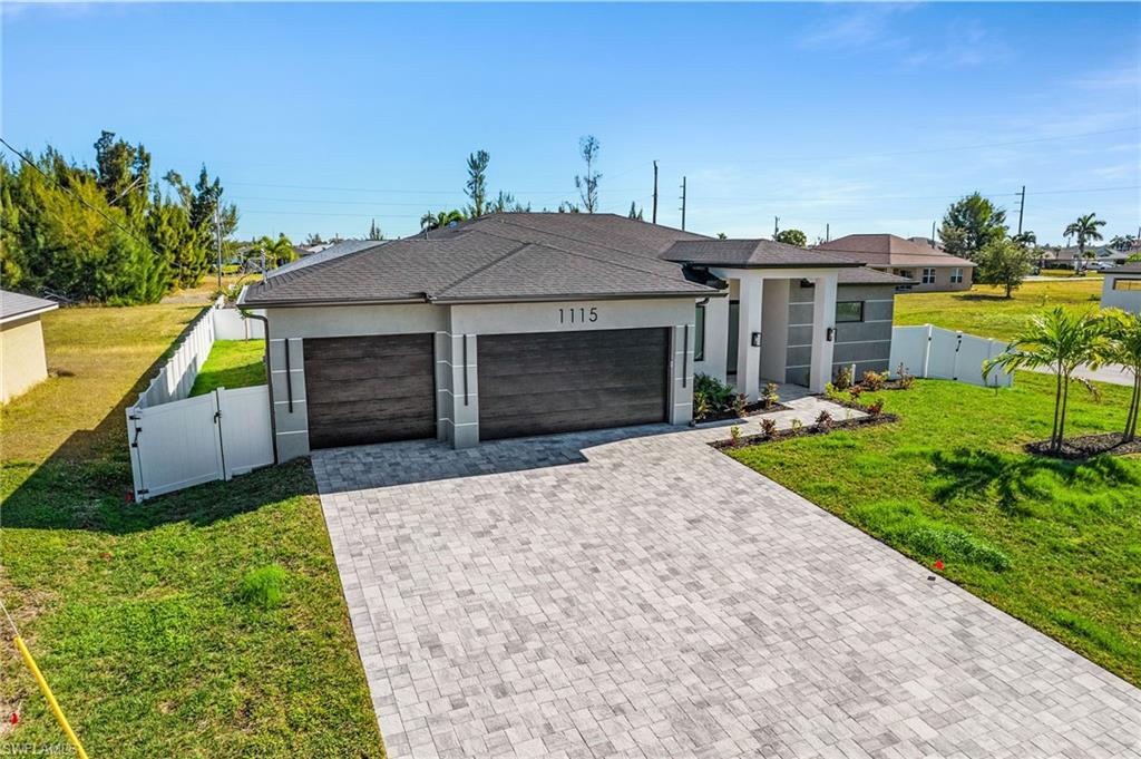CAPE CORAL - Residential