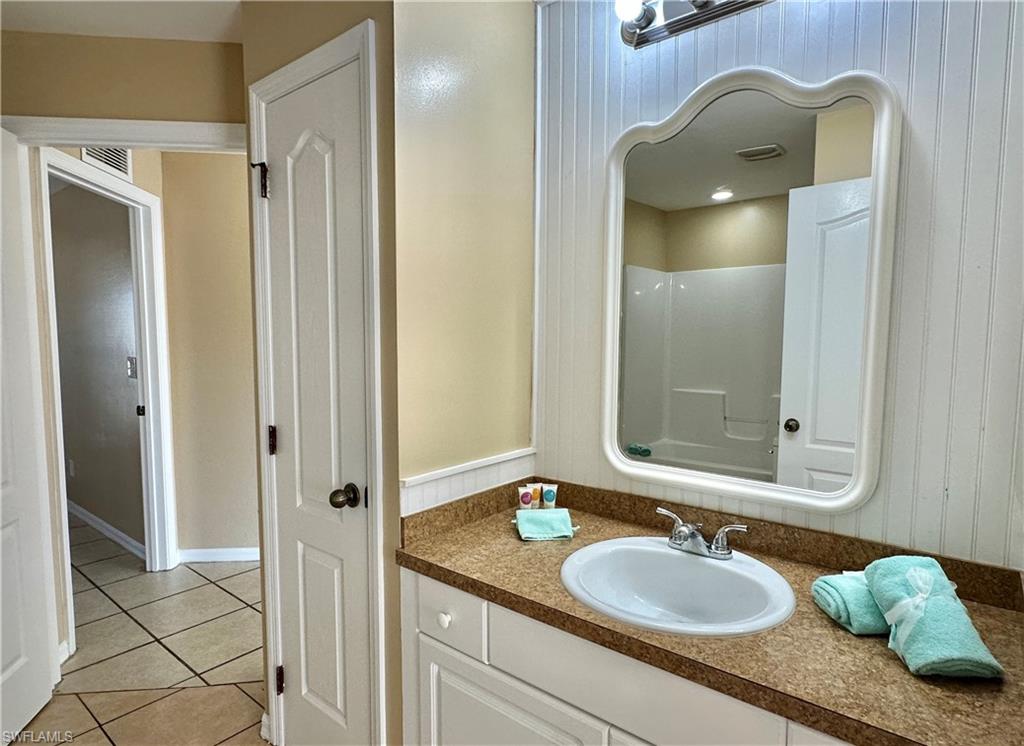 LEHIGH PARK - Residential Lease