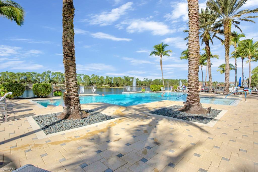 WINDWARD BAY - Residential