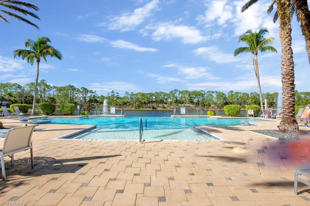 WINDWARD BAY - Residential