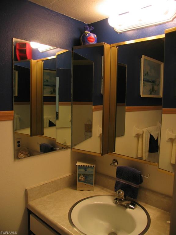 REGENCY CONDO - Residential