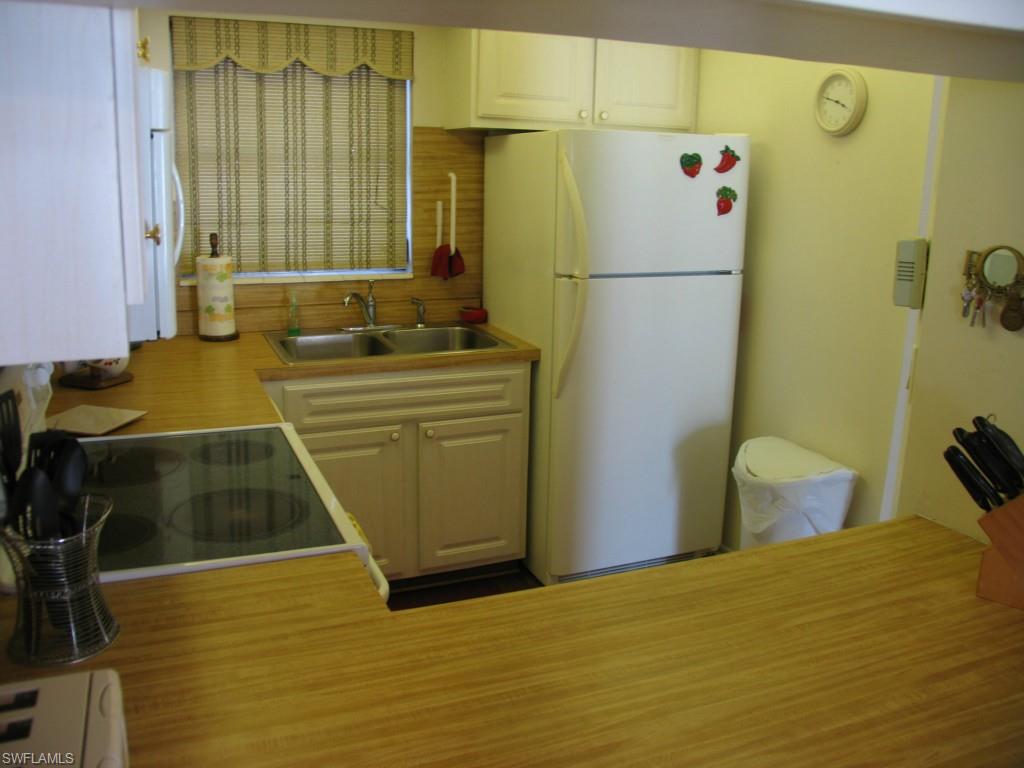 REGENCY CONDO - Residential