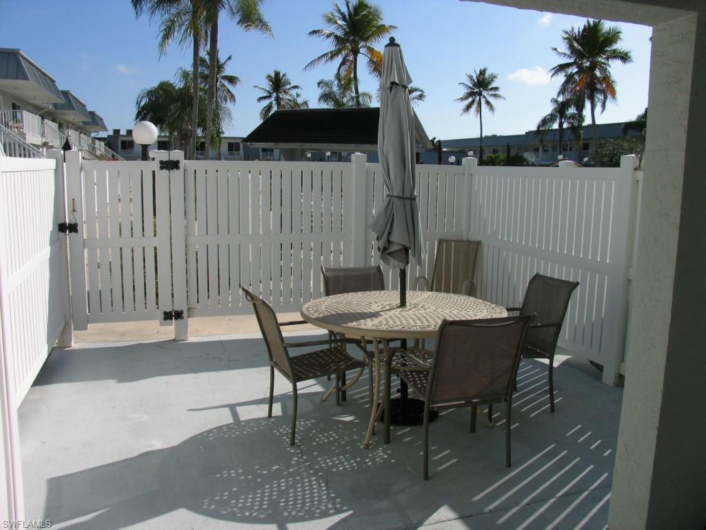 REGENCY CONDO - Residential