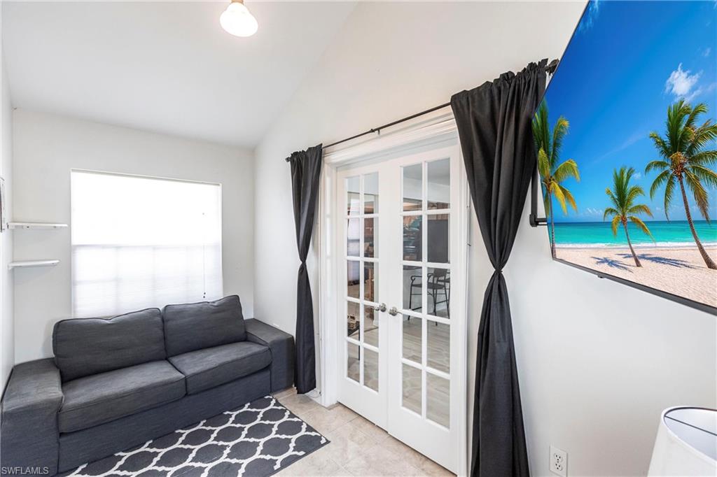 MARCO BEACH - Residential Lease