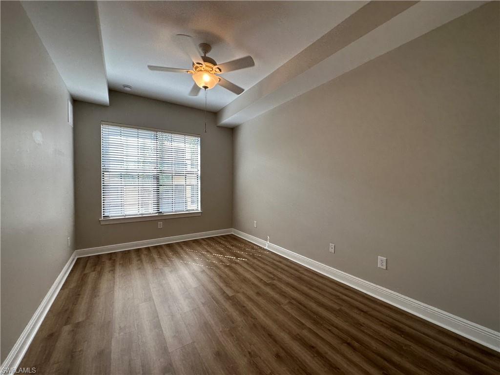 THE RESIDENCES AT COCONUT POINT - Residential Lease