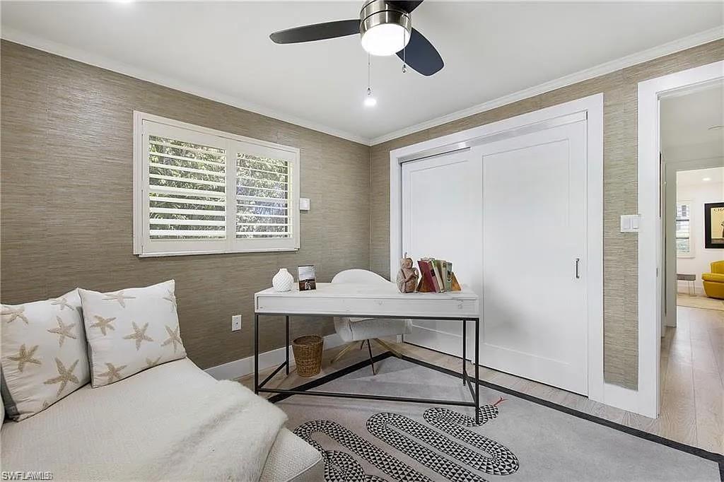 GOLDEN SHORES - Residential Lease