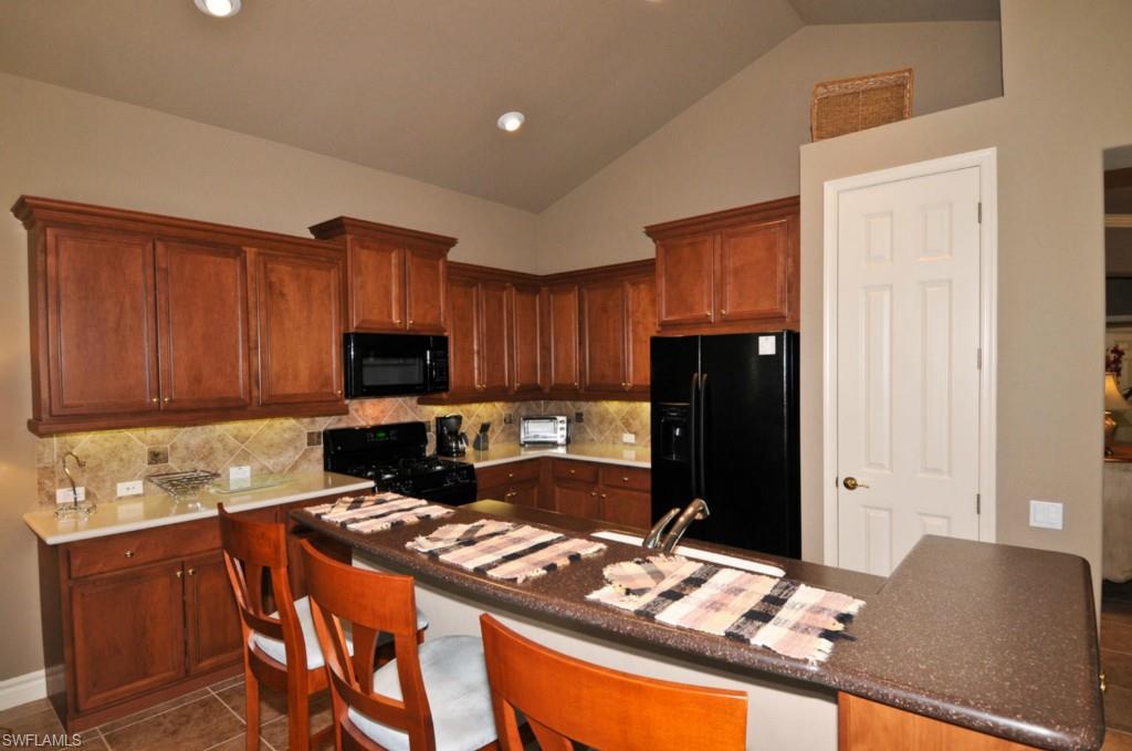 SABAL POINT - Residential