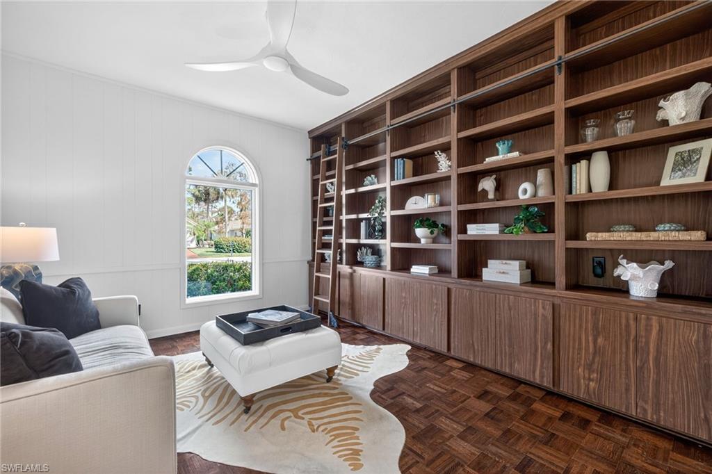 MAHOGANY BEND - Residential