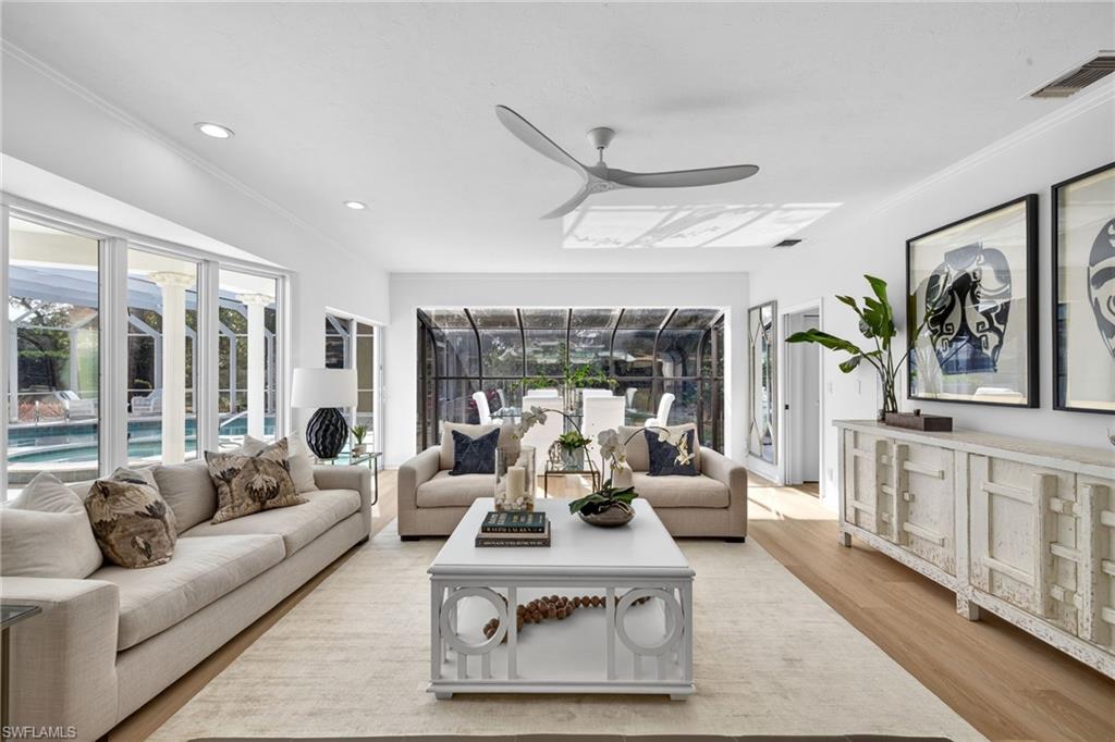 MAHOGANY BEND - Residential