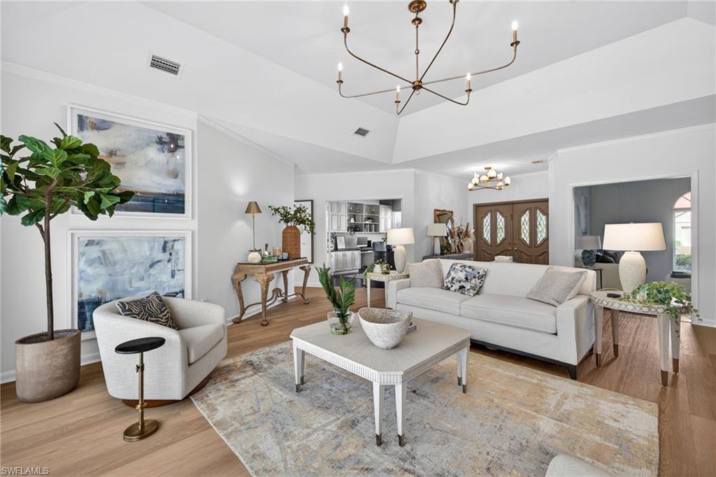 MAHOGANY BEND - Residential